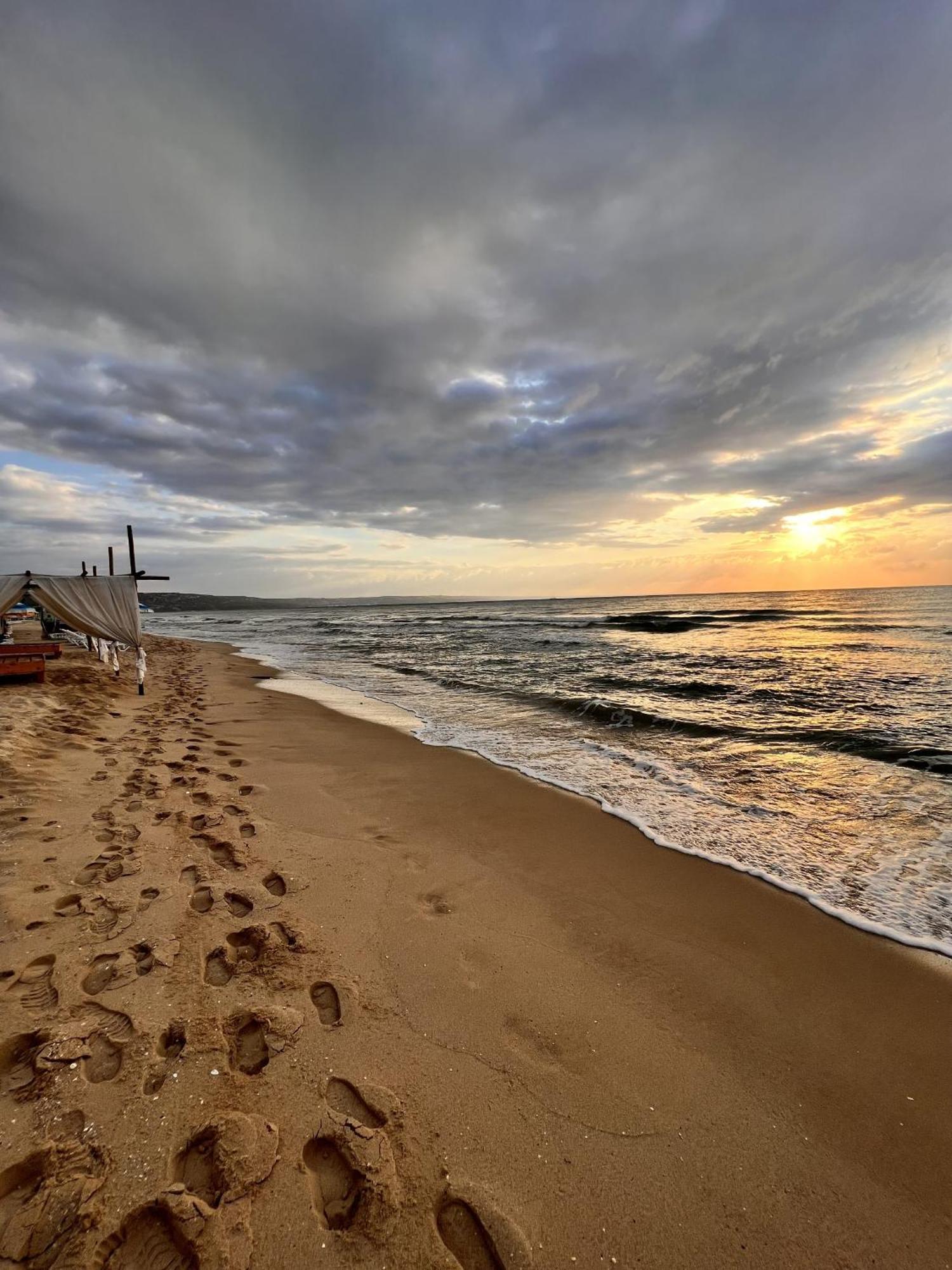 Palma Beach Hotel คราเนโว ภายนอก รูปภาพ